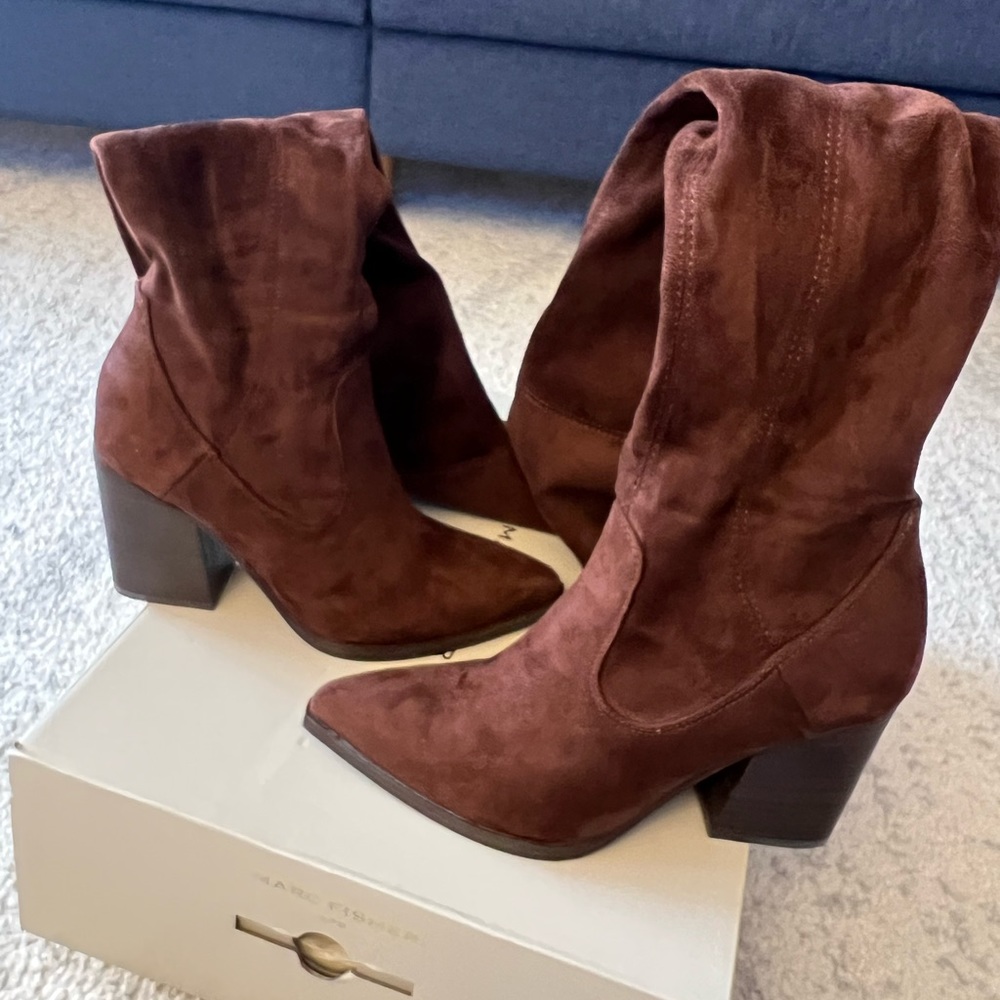 Marc fisher , size 6.5 over knee boots